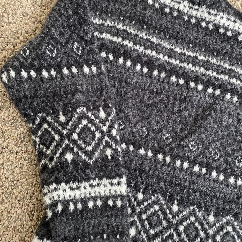 American Eagle Outfitters Boat Neck Sweater - Large - Picture 2 of 4